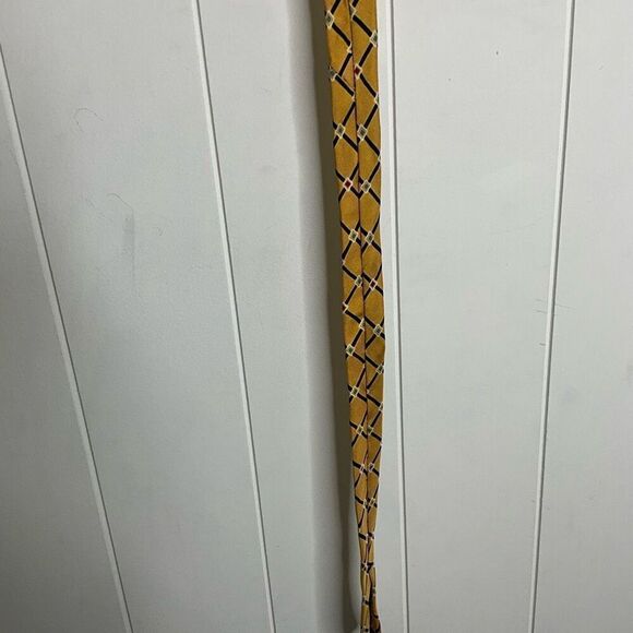 Vintage Beans McGee Yellow 100% Silk Men’s Neck Tie - Picture 6 of 8